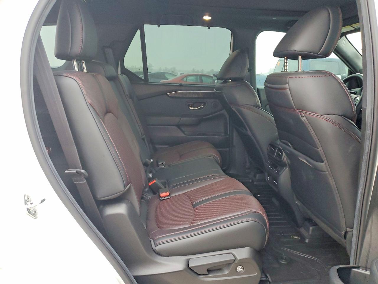 2025 HONDA PILOT BLACK photo 10