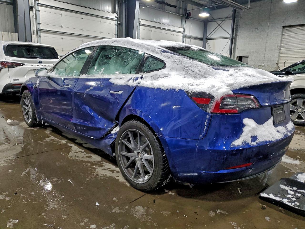 2019 TESLA MODEL 3 photo 2