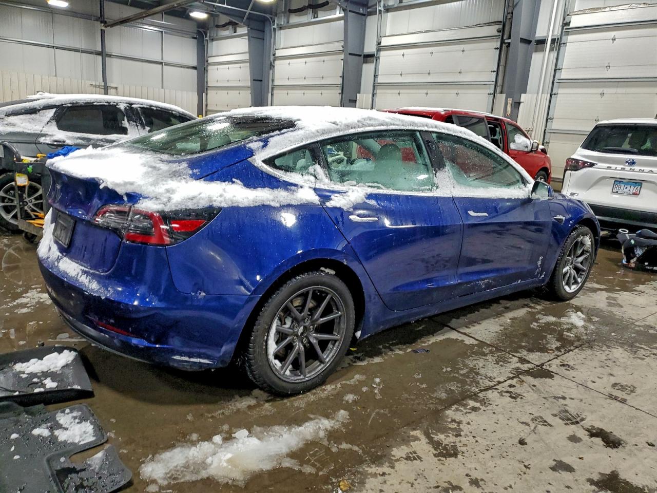 2019 TESLA MODEL 3 photo 3