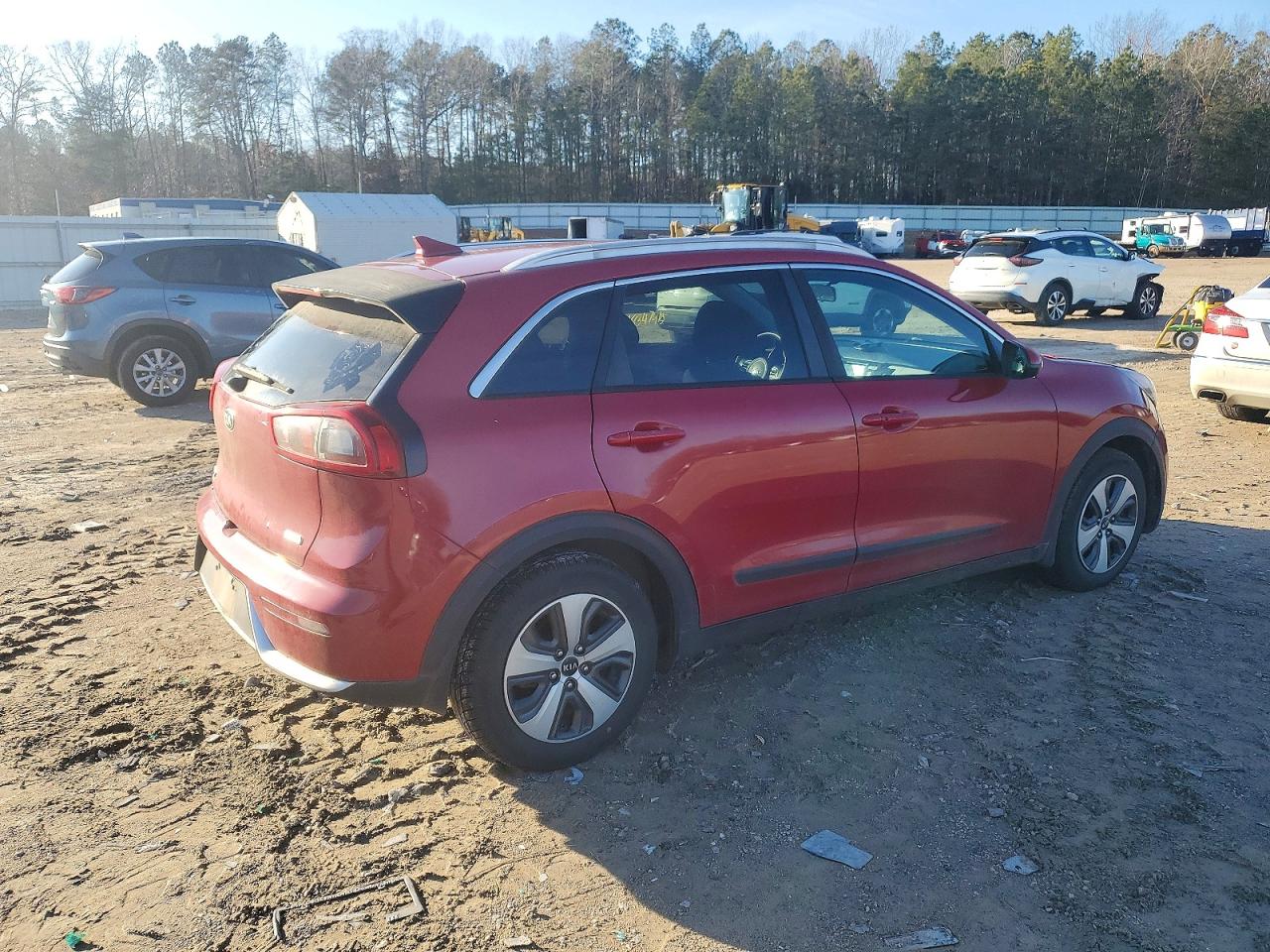 2017 KIA NIRO FE photo 3