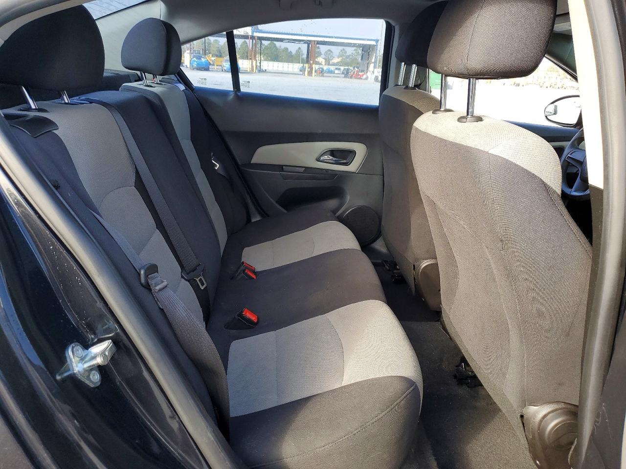 2015 CHEVROLET CRUZE LS photo 10
