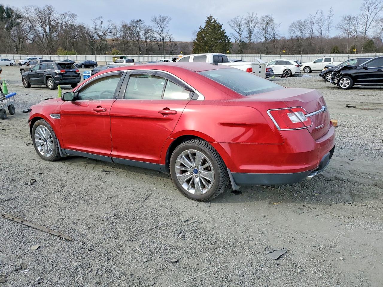 2010 FORD TAURUS LIMITED photo 2
