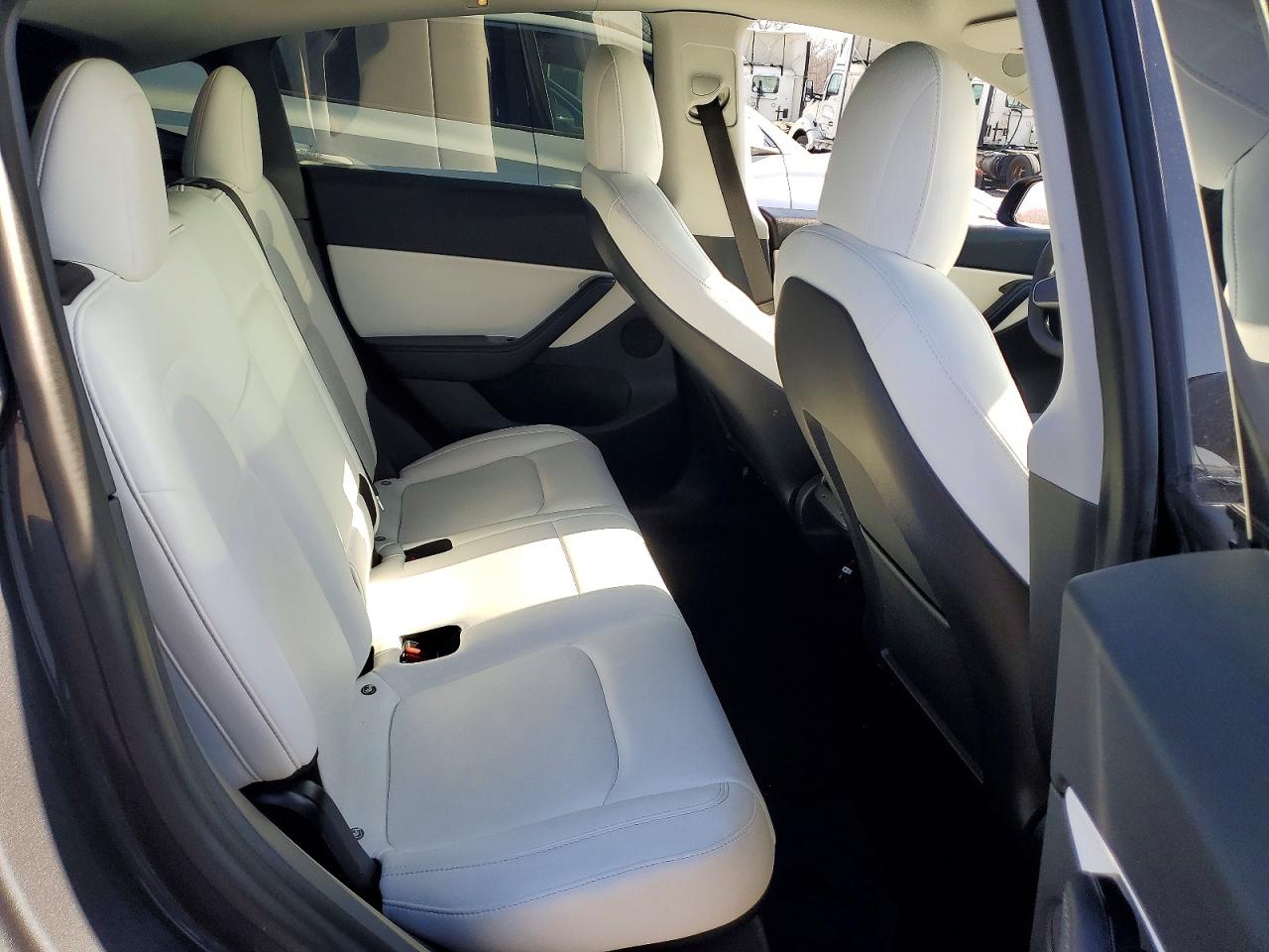 2021 TESLA MODEL Y photo 10
