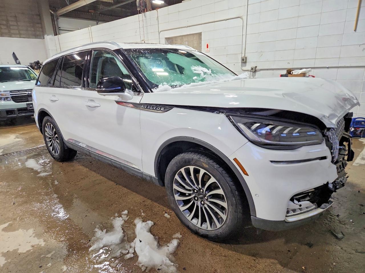 2020 LINCOLN AVIATOR RESERVE photo 4