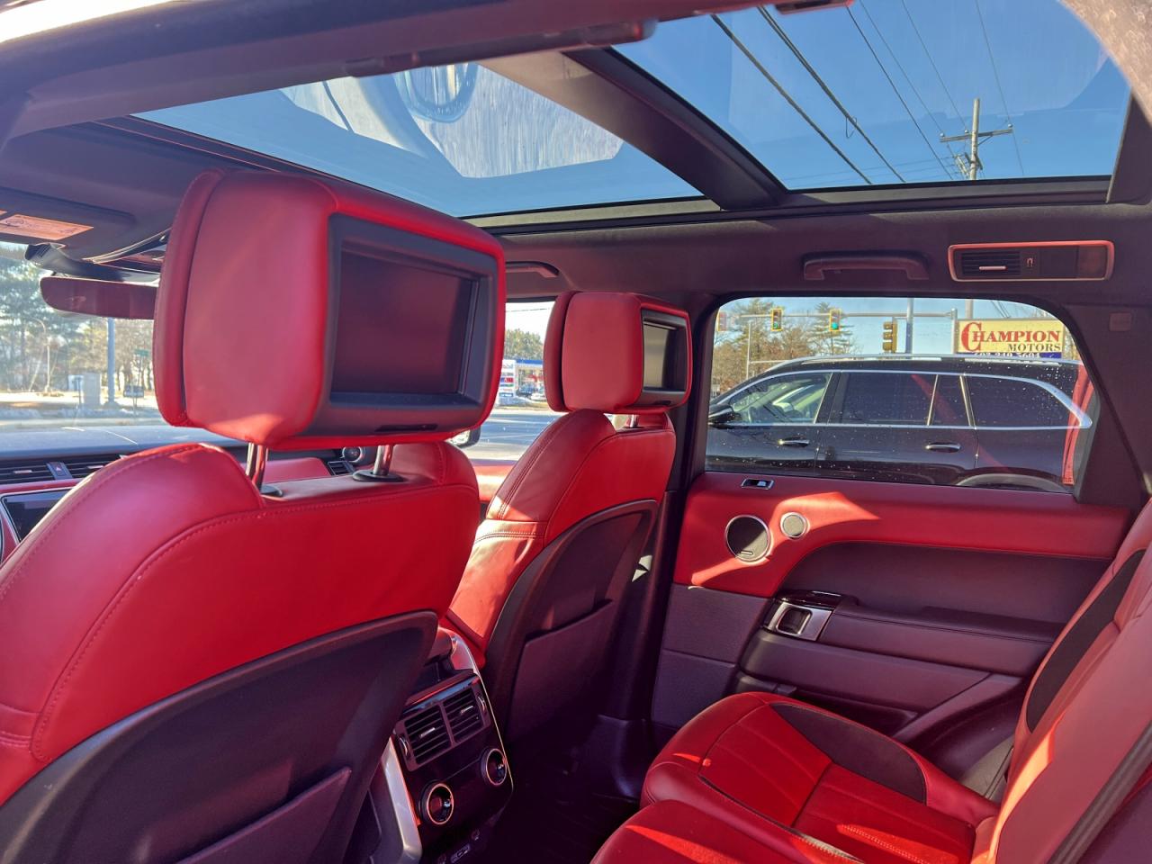 2018 LAND ROVER RANGE ROVER SPORT SUPERCHARGED DYNAMIC photo 9