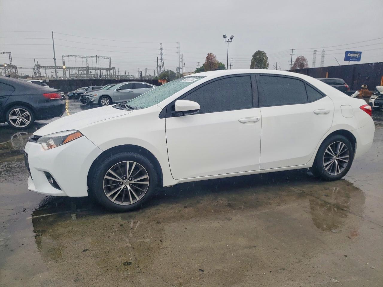 2016 TOYOTA COROLLA