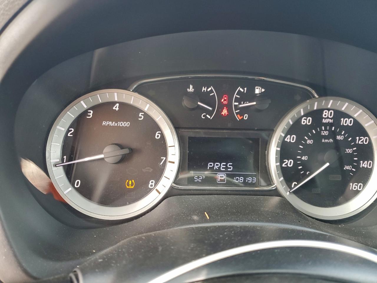 2015 NISSAN SENTRA S photo 9