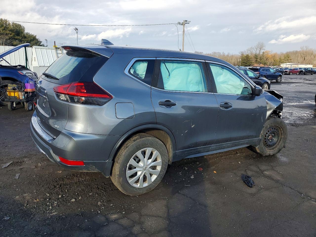 2019 NISSAN ROGUE S photo 3