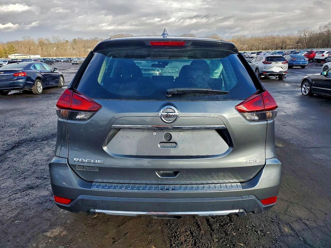 2019 NISSAN ROGUE S photo 6