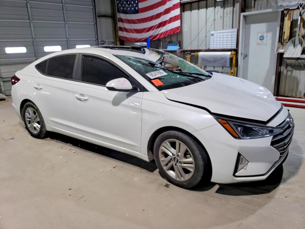 2020 HYUNDAI ELANTRA SEL photo 4