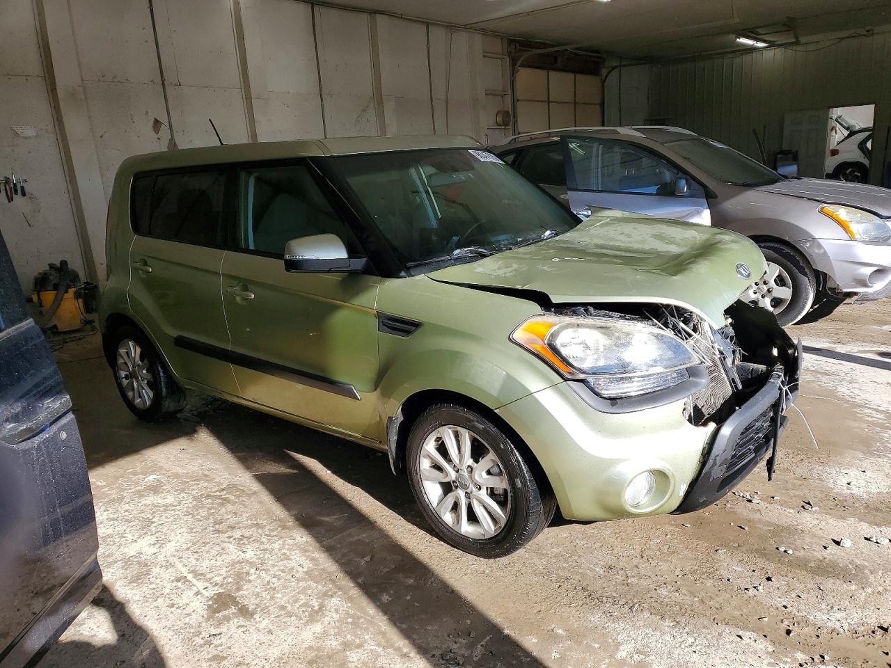2013 KIA SOUL + photo 4