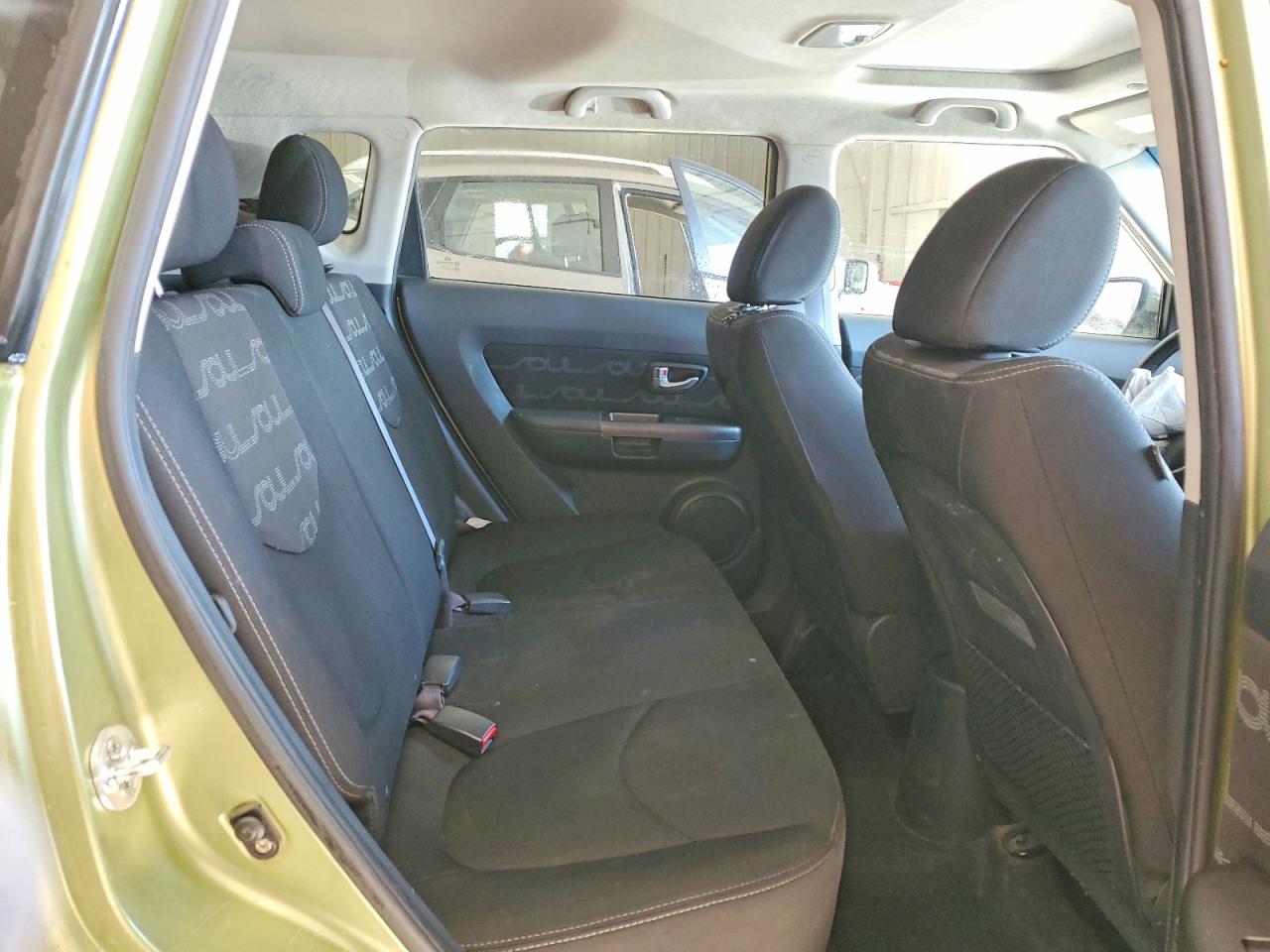 2013 KIA SOUL + photo 11