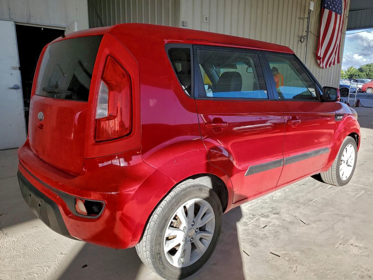 2013 KIA SOUL photo 3