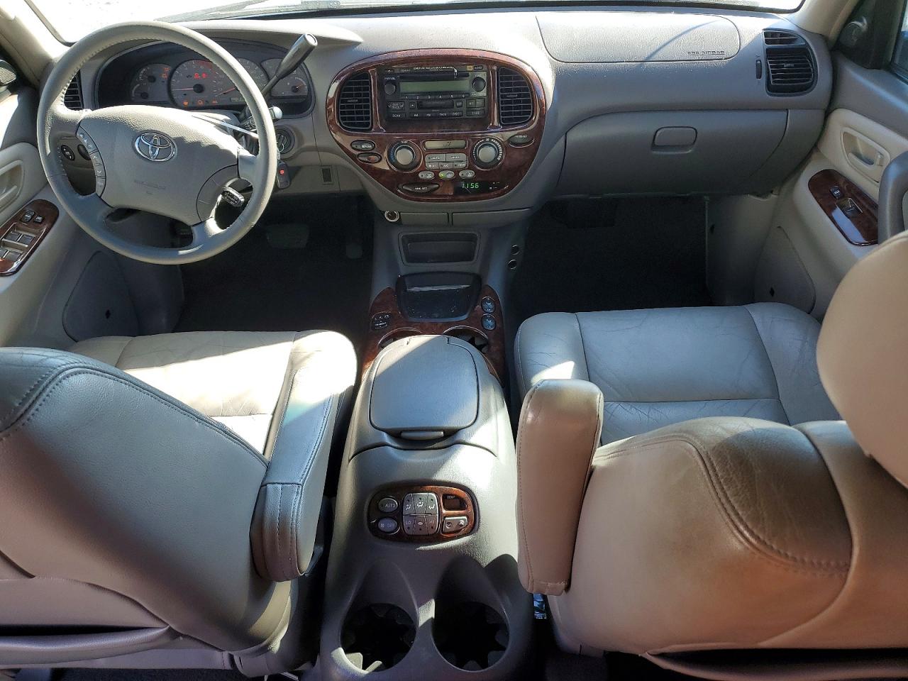 2004 TOYOTA SEQUOIA LIMITED photo 8
