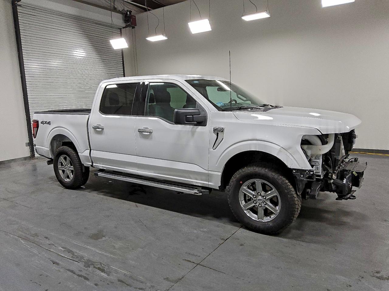 2025 FORD F150 XLT photo 4
