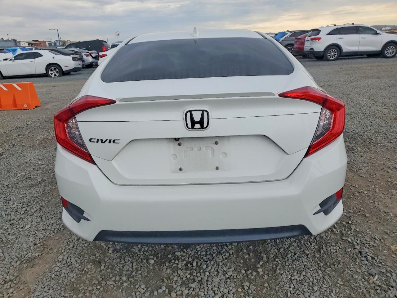 2016 HONDA CIVIC EX photo 6