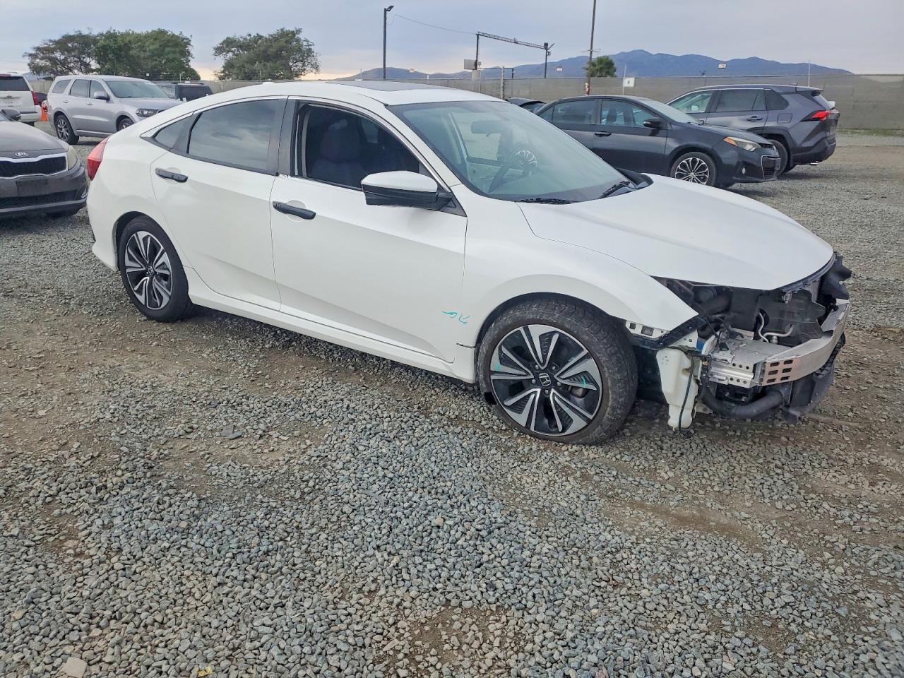 2016 HONDA CIVIC EX photo 4