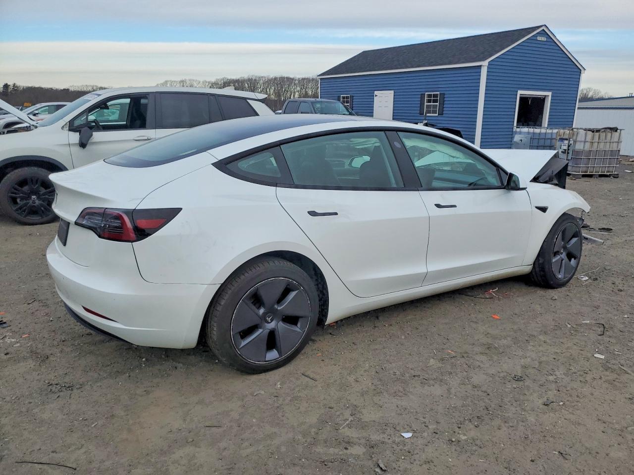 2023 TESLA MODEL 3 photo 3