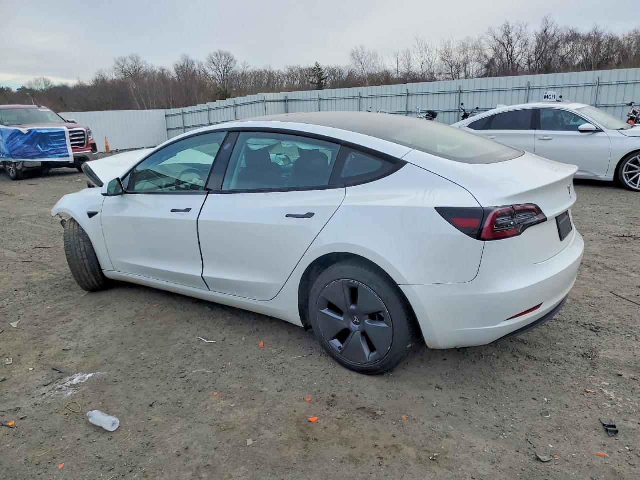 2023 TESLA MODEL 3 photo 2