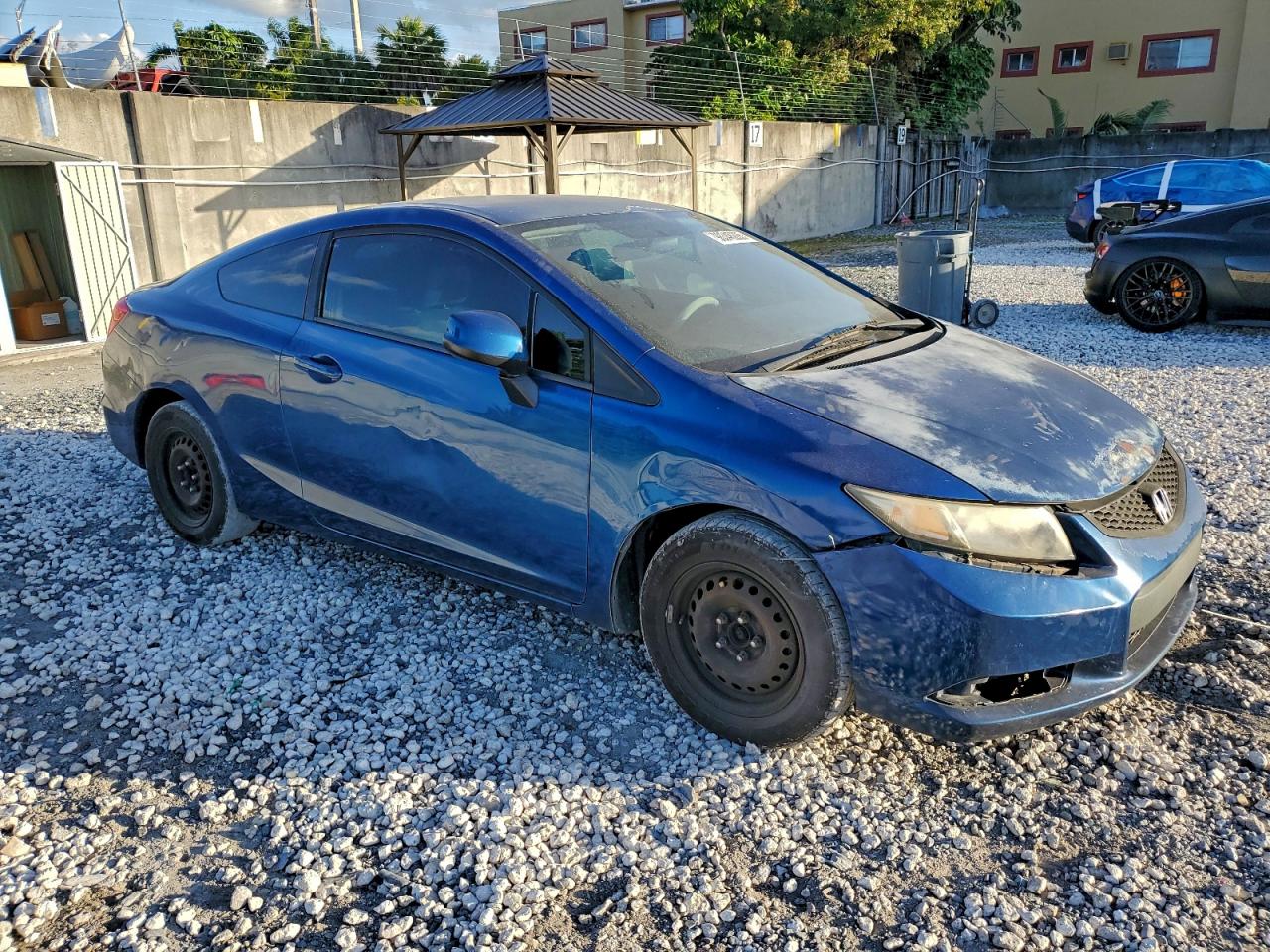 2013 HONDA CIVIC LX photo 4