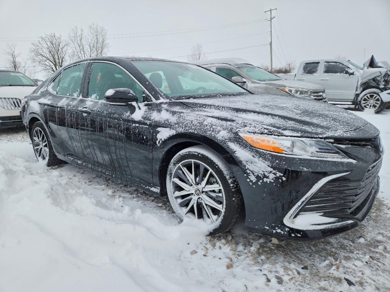 2024 TOYOTA CAMRY XLE photo 4