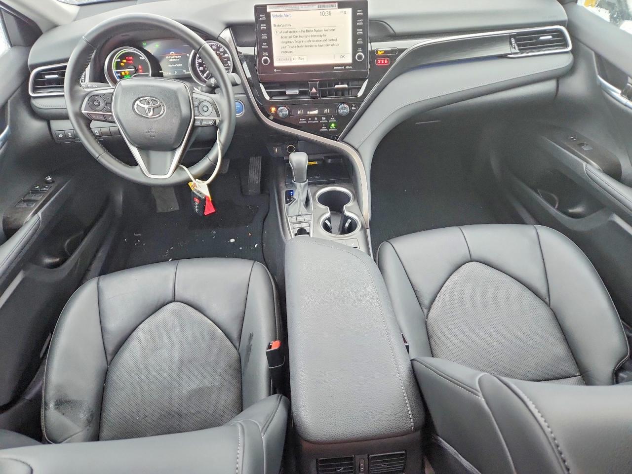 2024 TOYOTA CAMRY XLE photo 8