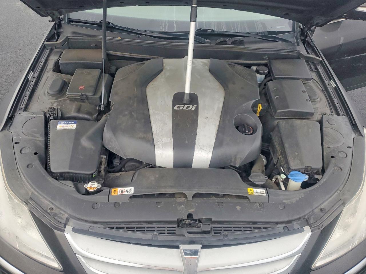 2013 HYUNDAI GENESIS 3.8L photo 11