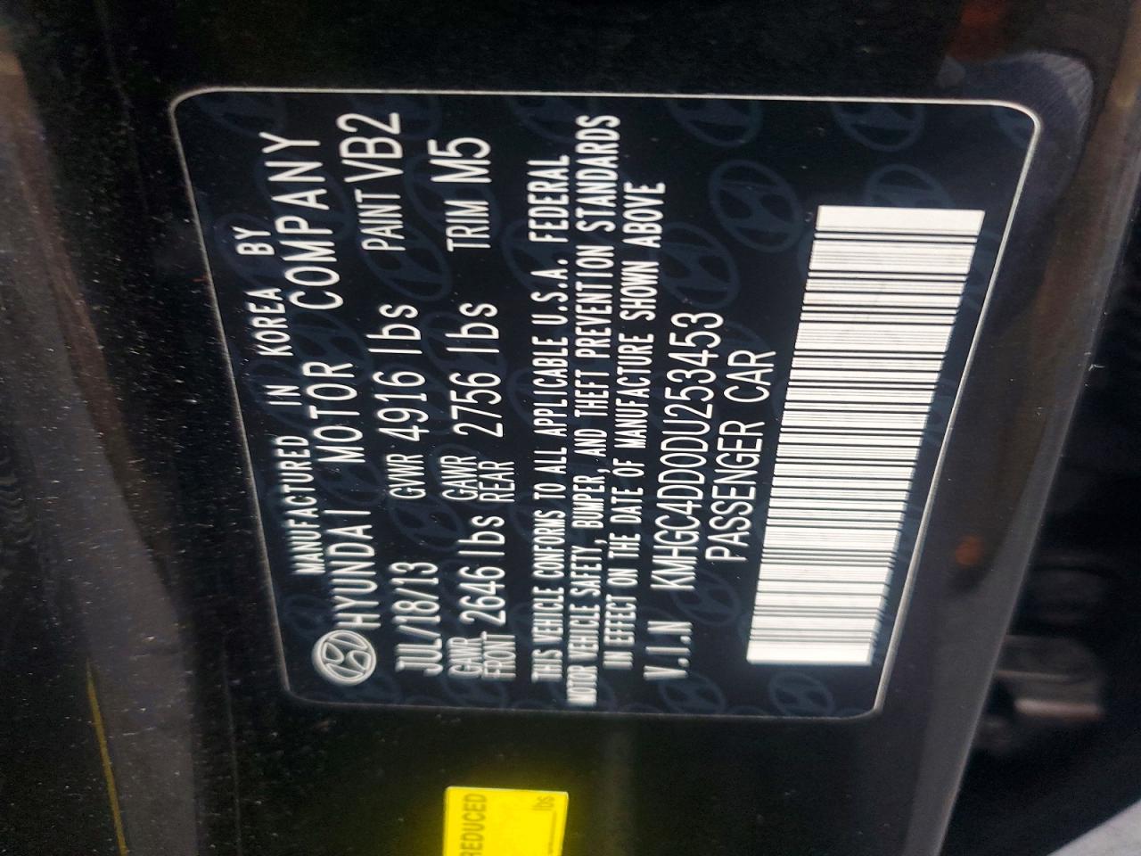 2013 HYUNDAI GENESIS 3.8L photo 12