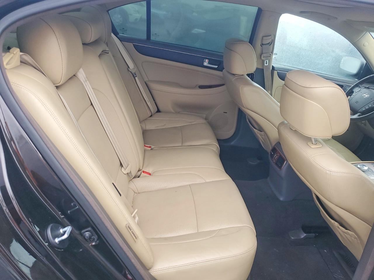 2013 HYUNDAI GENESIS 3.8L photo 10