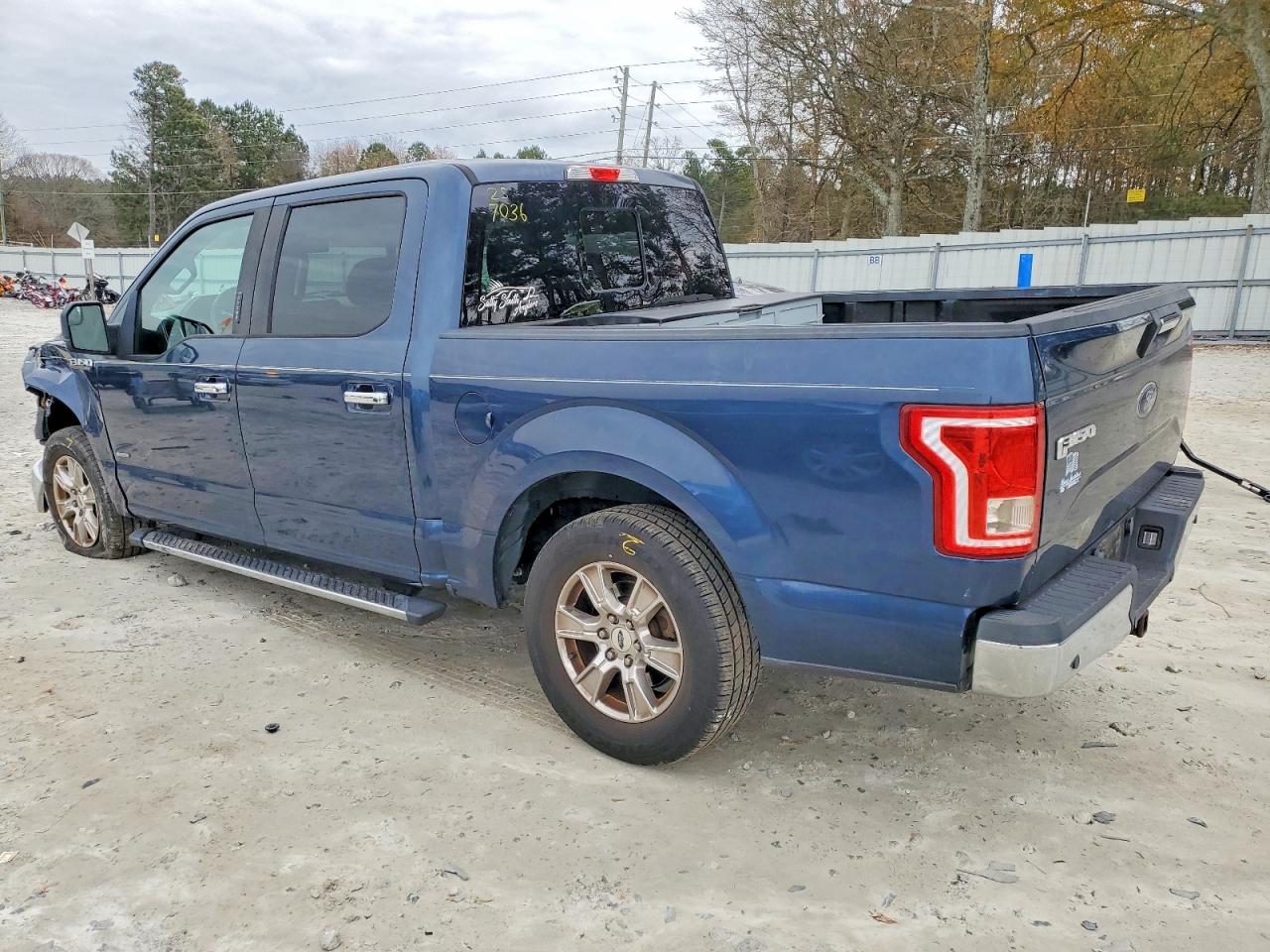 2016 FORD F150 SUPERCREW photo 2