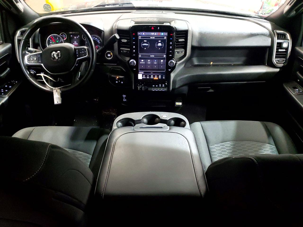 2025 RAM 2500 TRADESMAN photo 8