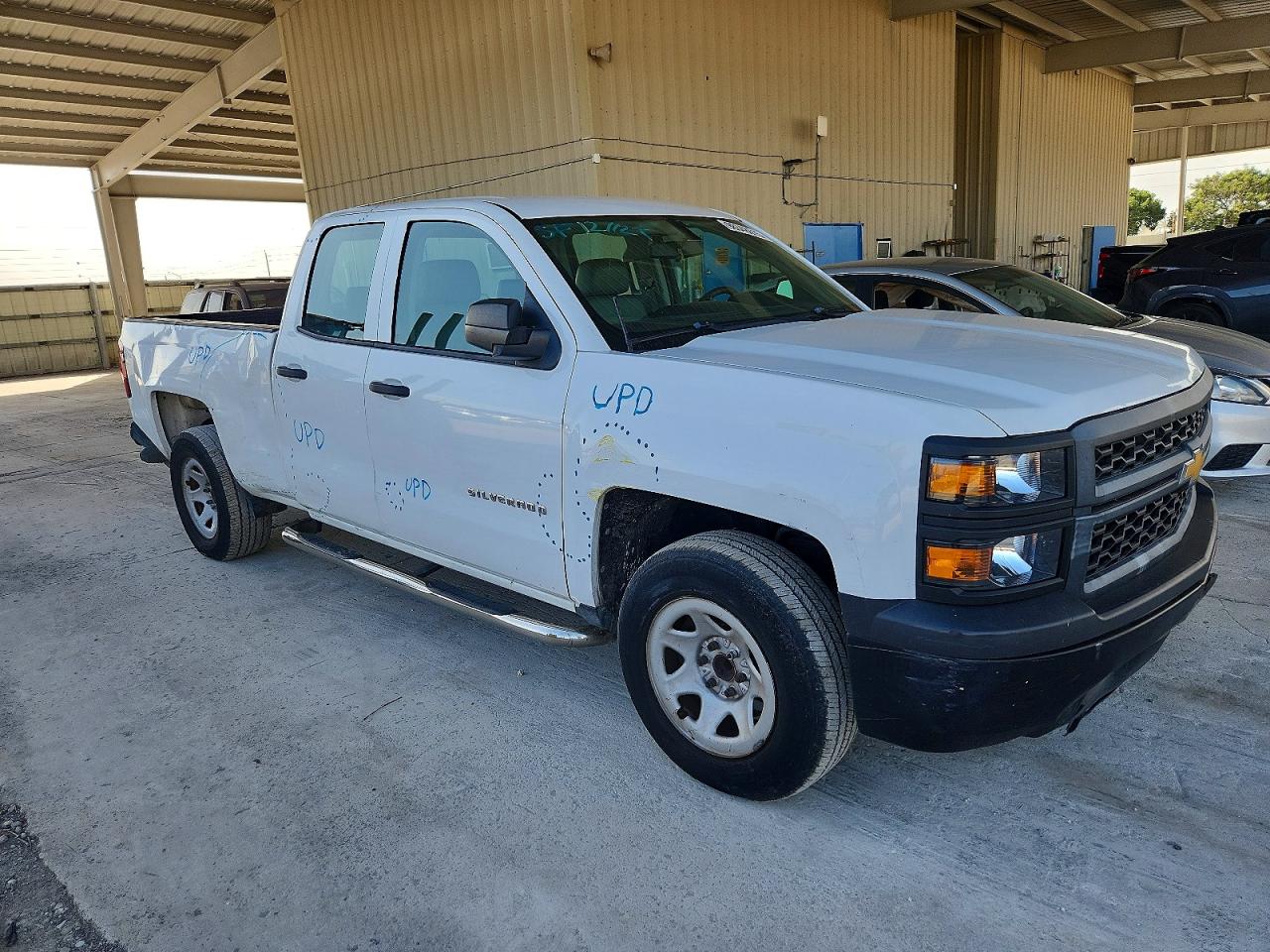 2014 CHEVROLET SILVERADO C1500 photo 4