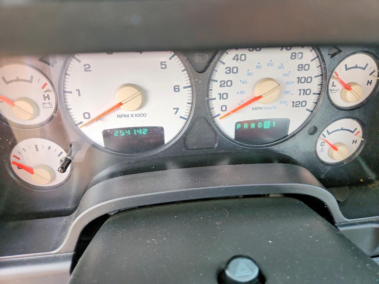 2003 DODGE RAM 1500 ST photo 9