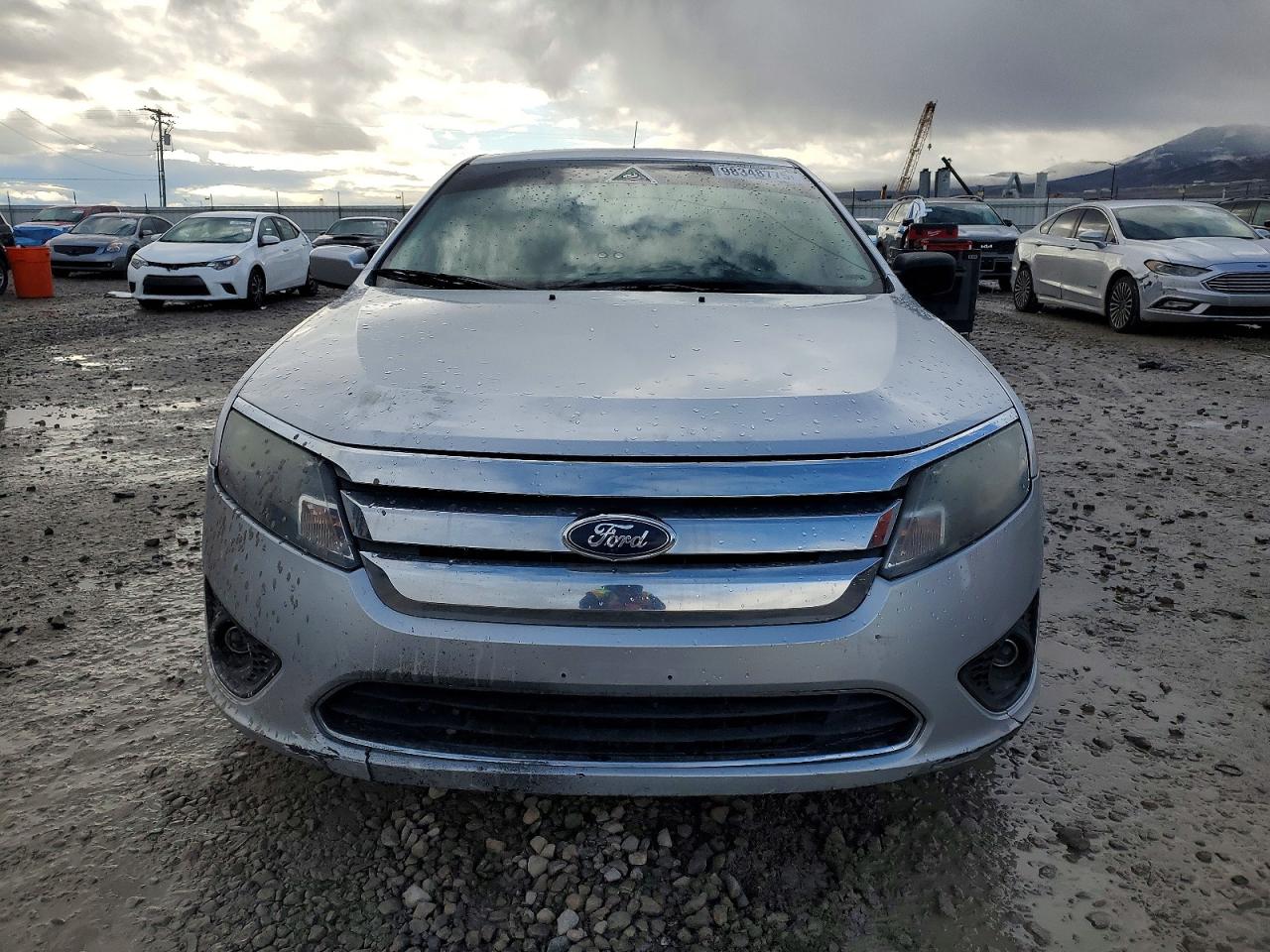 2011 FORD FUSION SE photo 5