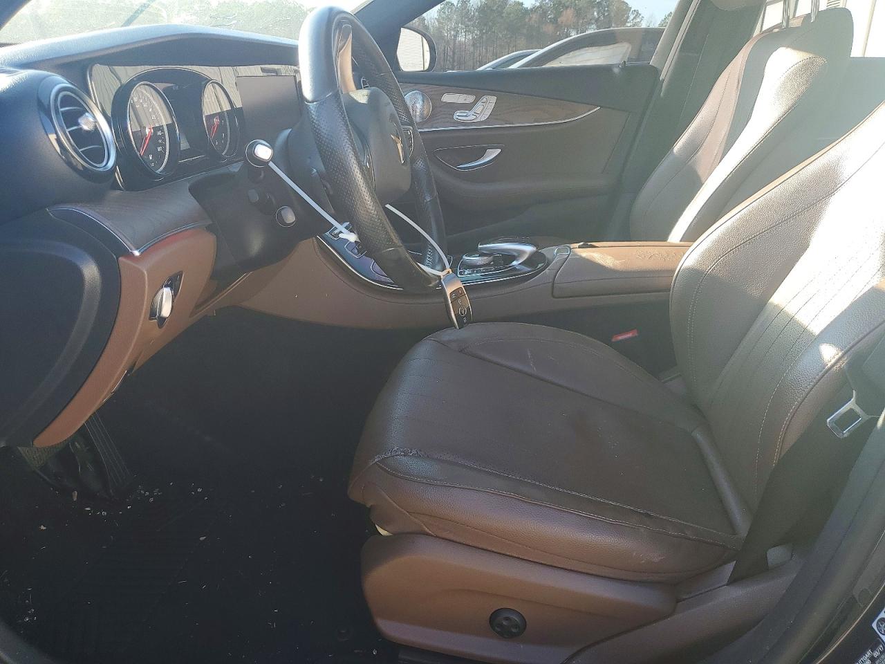 2017 MERCEDES-BENZ E 300 photo 7