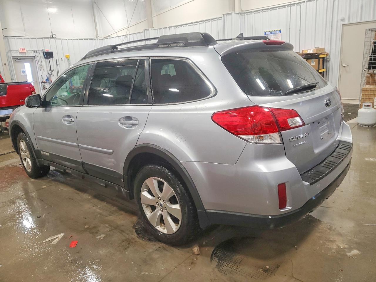 2012 SUBARU OUTBACK 3.6R LIMITED photo 2