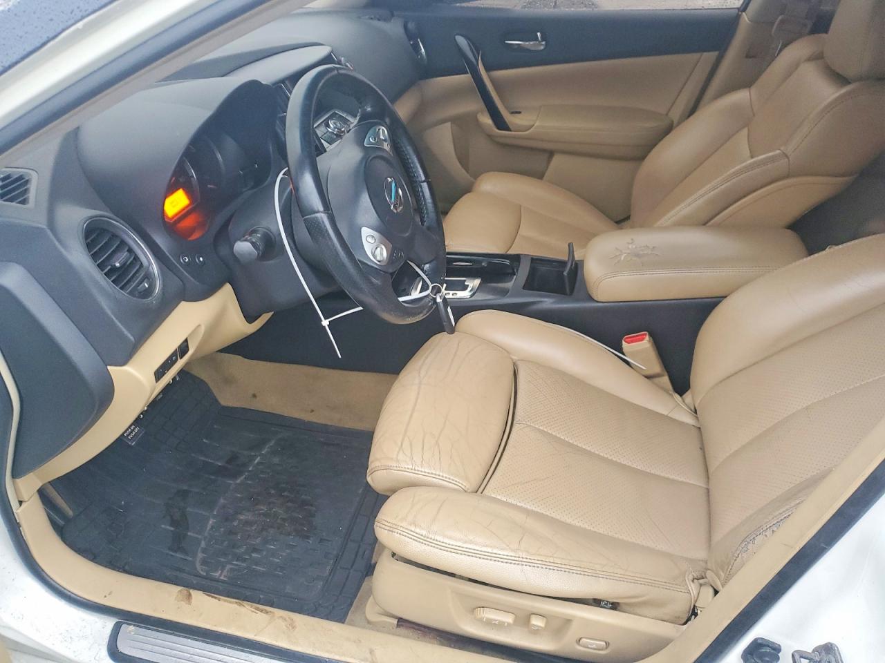 2010 NISSAN MAXIMA S photo 7