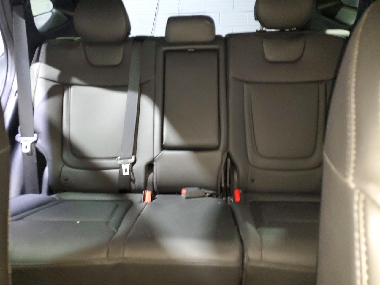 2025 HYUNDAI TUCSON SEL photo 10