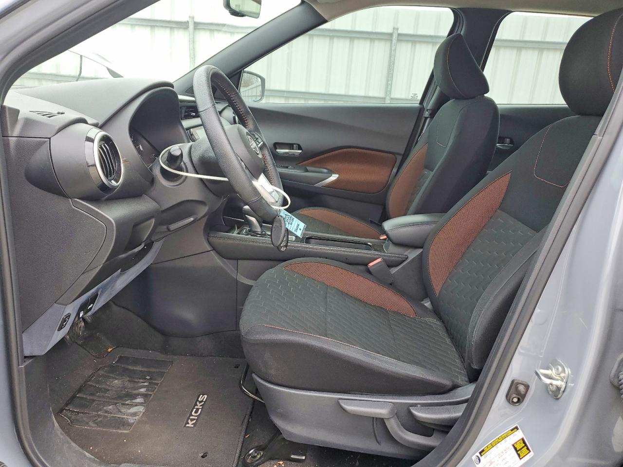 2022 NISSAN KICKS SR photo 7