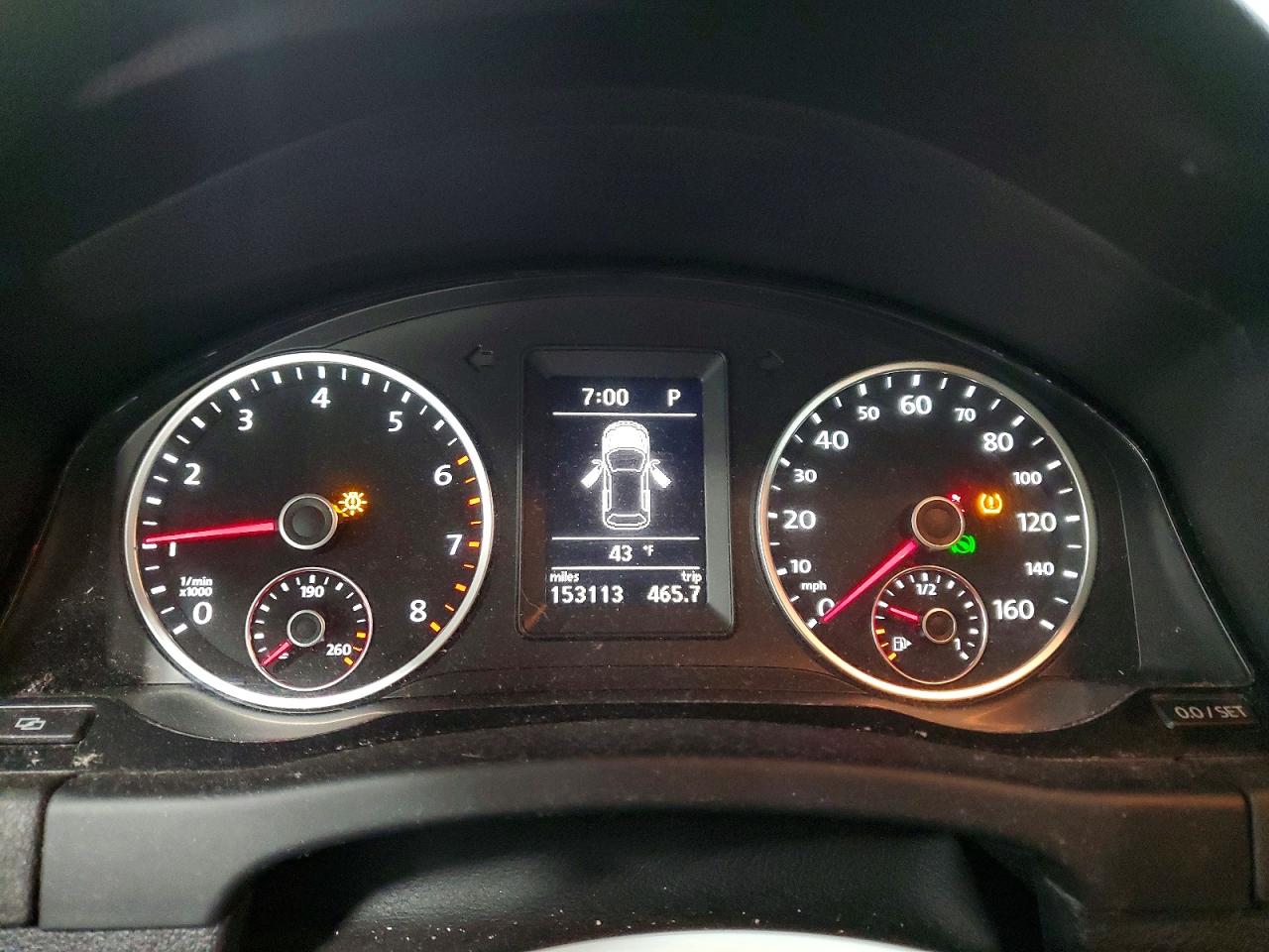 2012 VOLKSWAGEN TIGUAN S photo 9