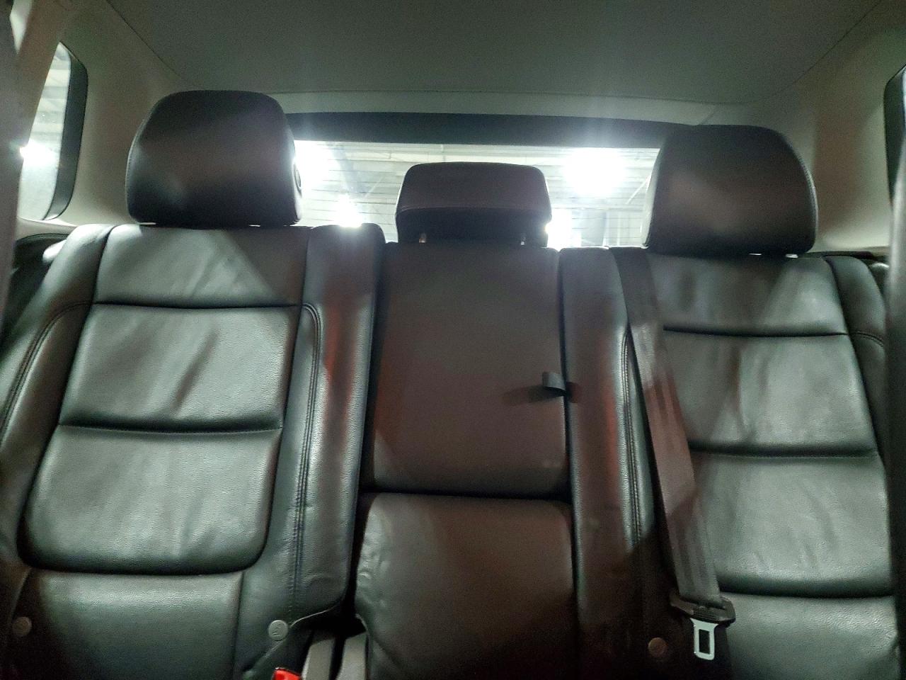 2012 VOLKSWAGEN TIGUAN S photo 10