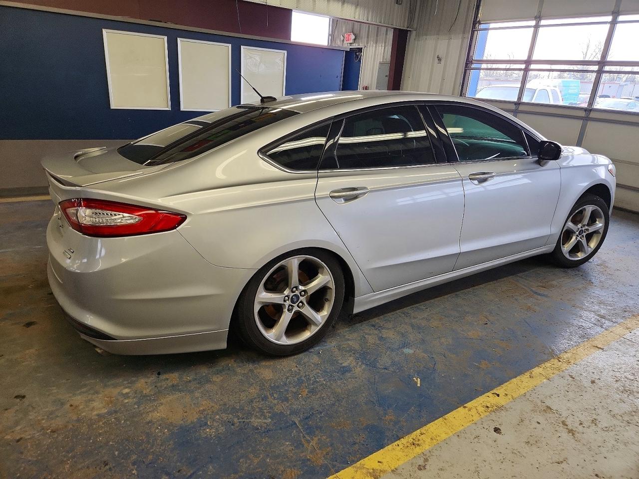 2014 FORD FUSION SE photo 3