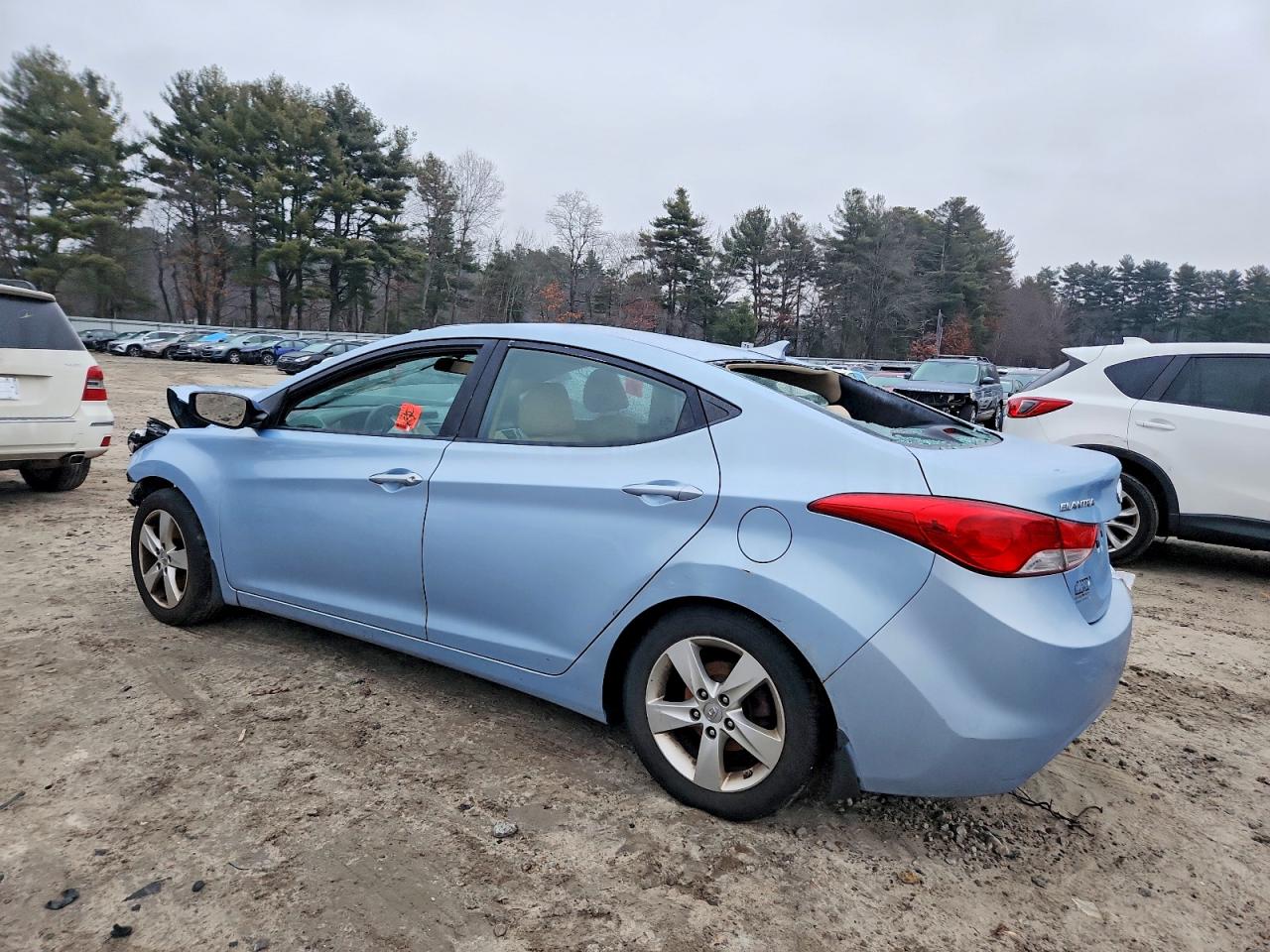 2013 HYUNDAI ELANTRA GLS photo 2