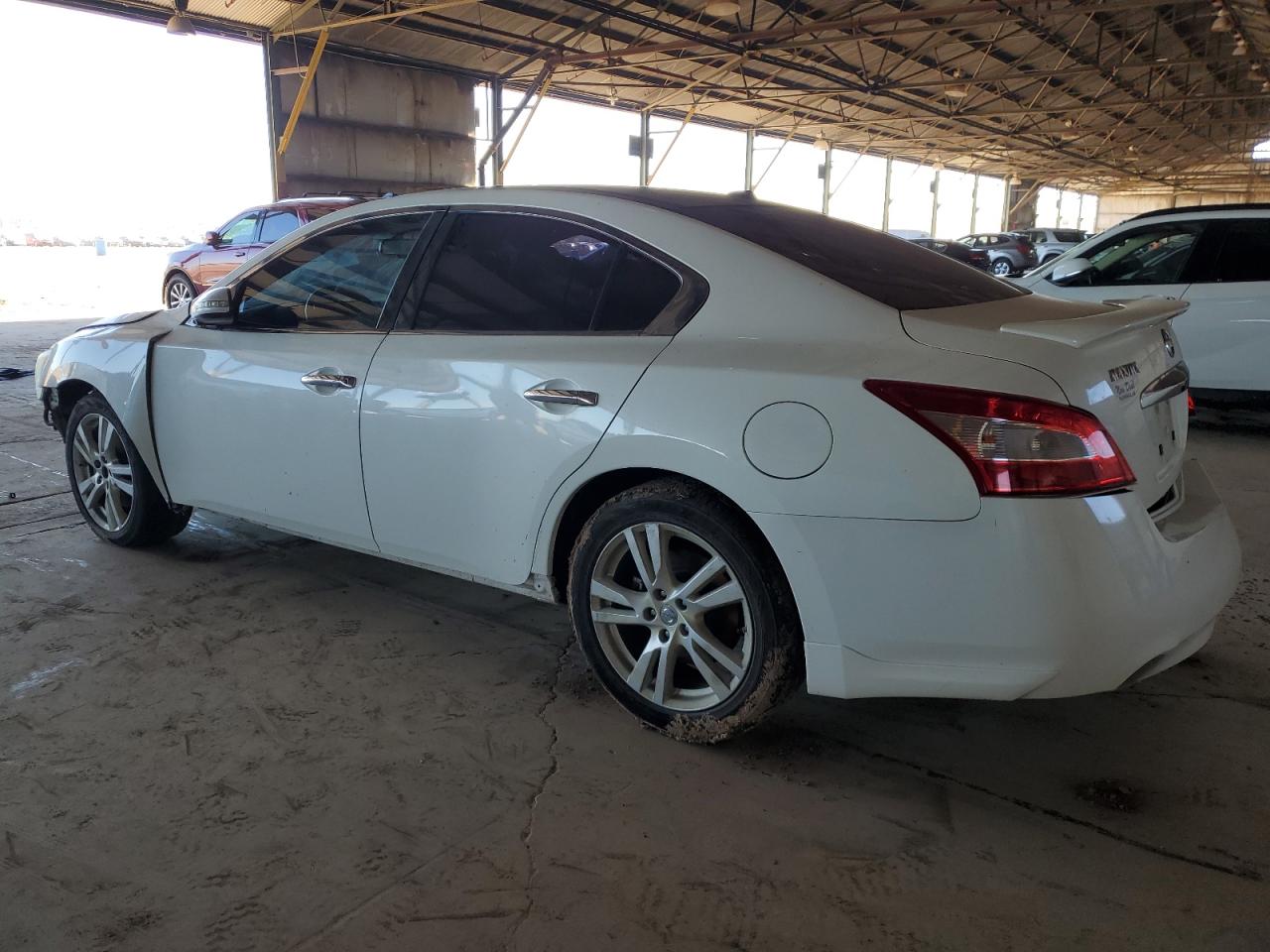 2011 NISSAN MAXIMA S photo 2