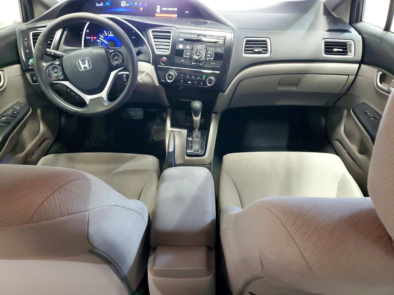 2013 HONDA CIVIC LX photo 8