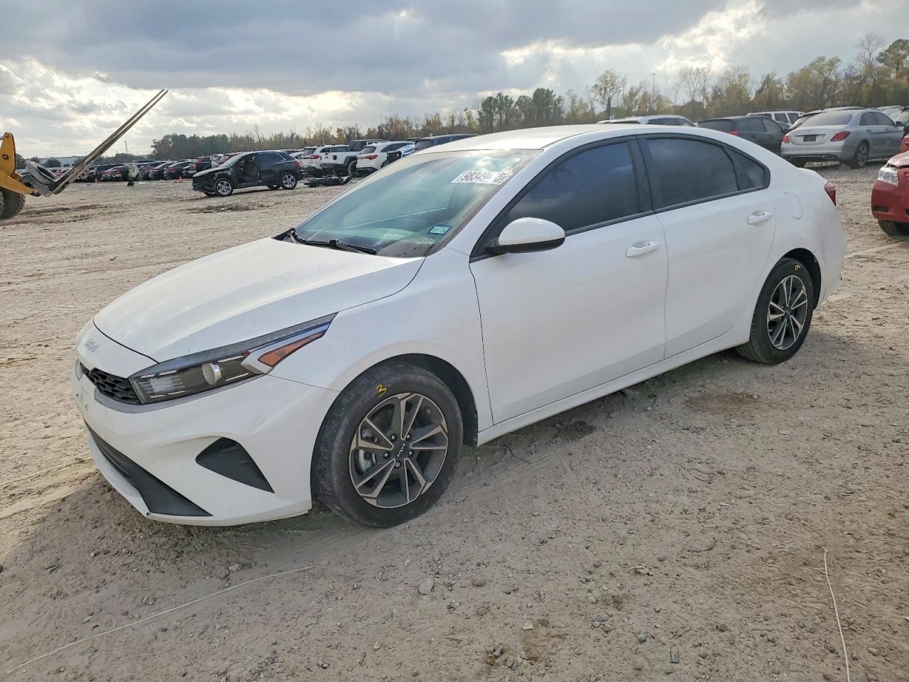 2024 KIA FORTE