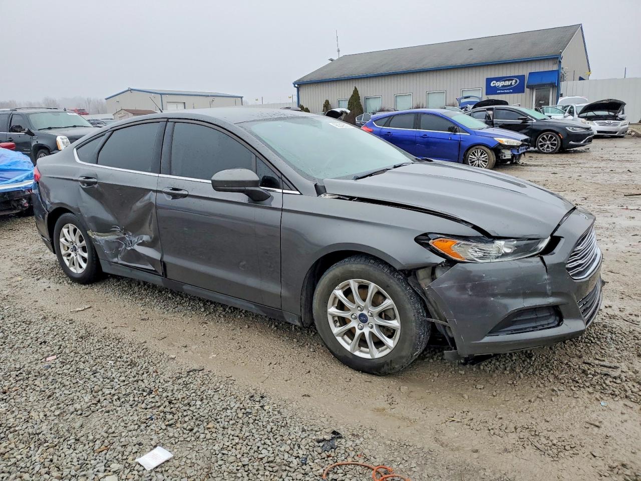 2016 FORD FUSION S photo 4