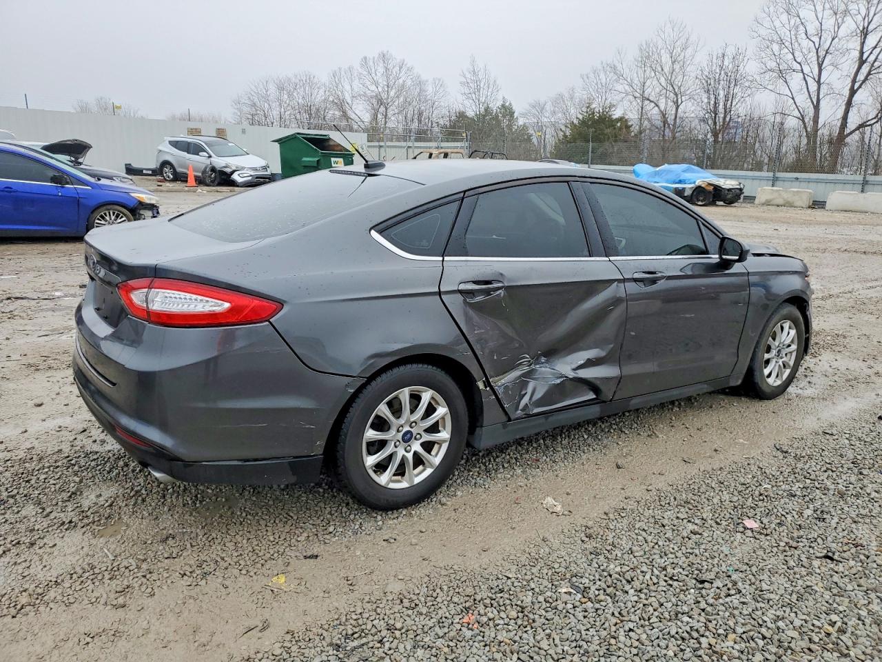 2016 FORD FUSION S photo 3
