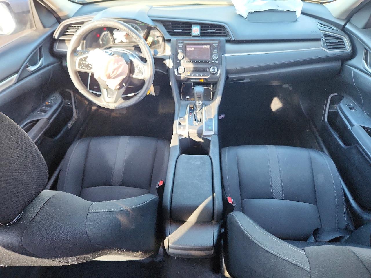 2020 HONDA CIVIC LX photo 8