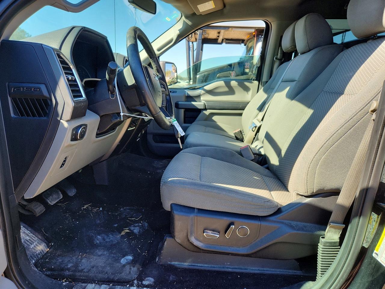2017 FORD F150 SUPERCREW photo 7